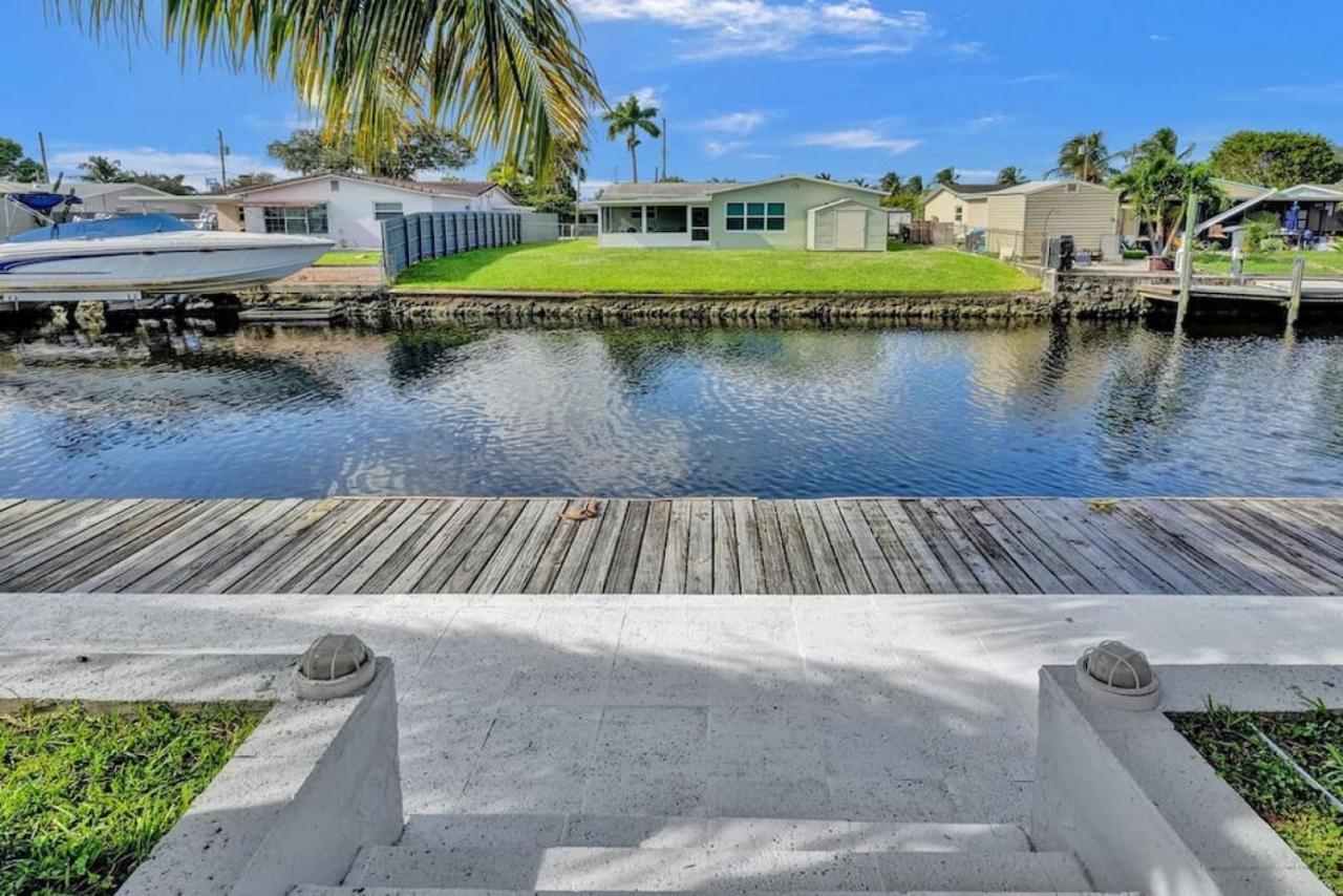 Water Front Home With Hot Tub Boat Dock Roof Top Roof Top Fire Pit Fort Lauderdale Exterior photo